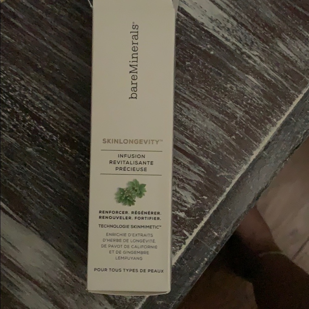 NEW! bare minerals skinlongevity serum 1.7 FL OZ